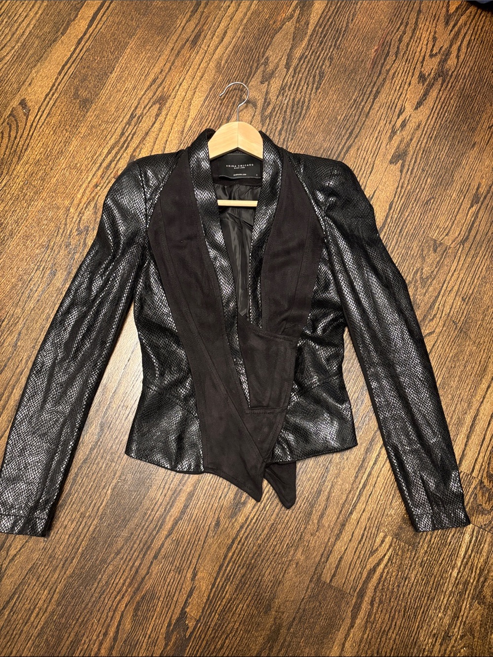 Akira Chicago Black Textured Snake-Effect Blazer with Matte Lapel